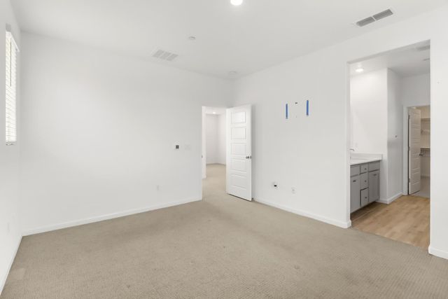 8823 Spencerport Dr, Sacramento, CA 95829