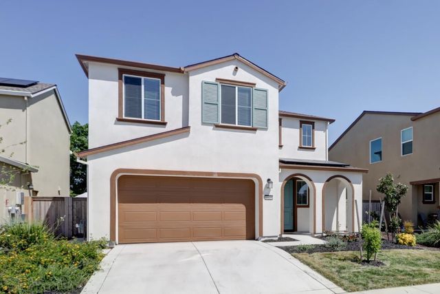 8823 Spencerport Dr, Sacramento, CA 95829