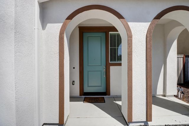 8823 Spencerport Dr, Sacramento, CA 95829