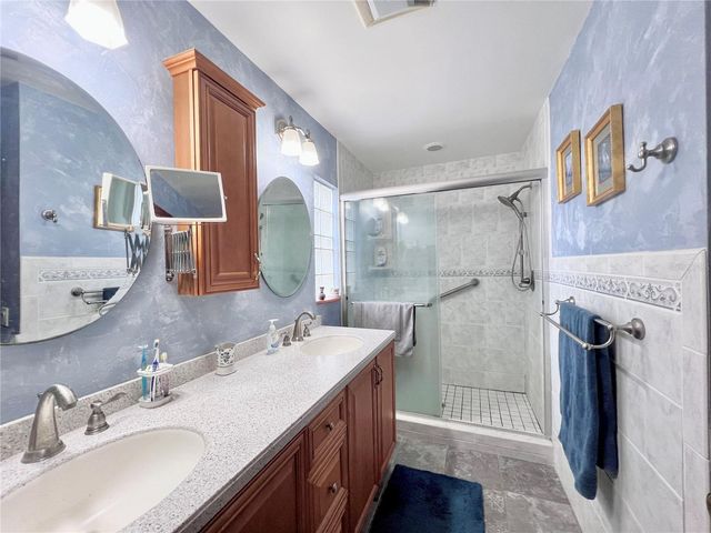 2219 ALICE LANE, Clearwater, FL 33764