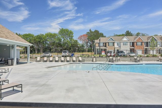 705 Ashbrook Drive, Lebanon, TN 37087