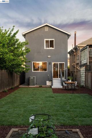 2431 LINDEN STREET, Oakland, CA 94607