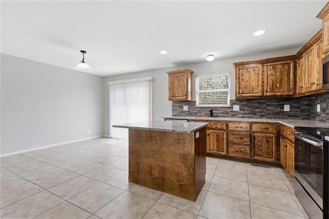 513 Bud Lane, Belton, MO 64012