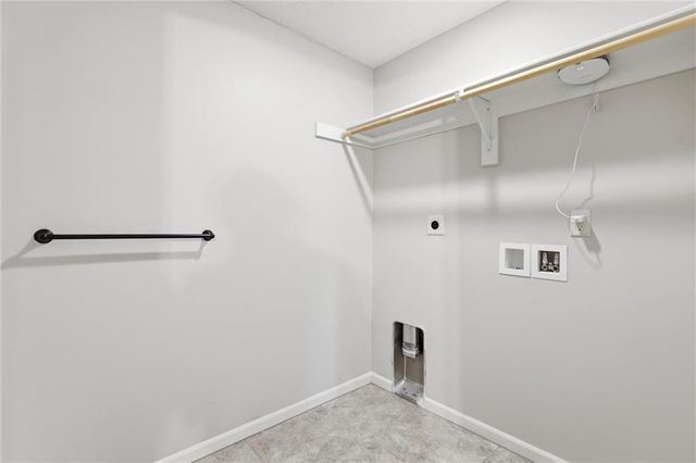 513 Bud Lane, Belton, MO 64012