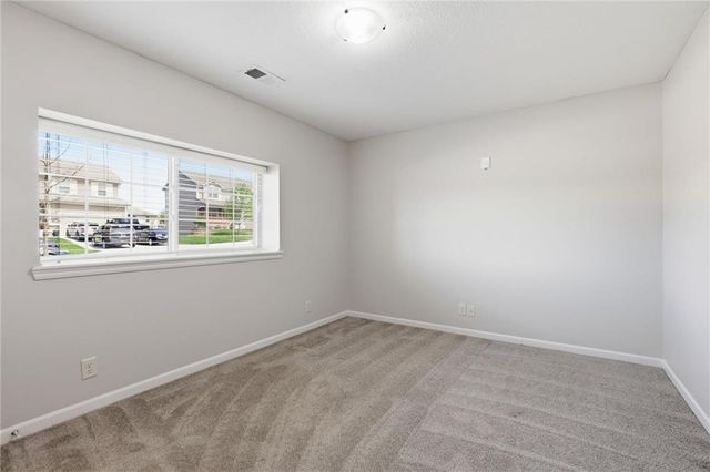 513 Bud Lane, Belton, MO 64012