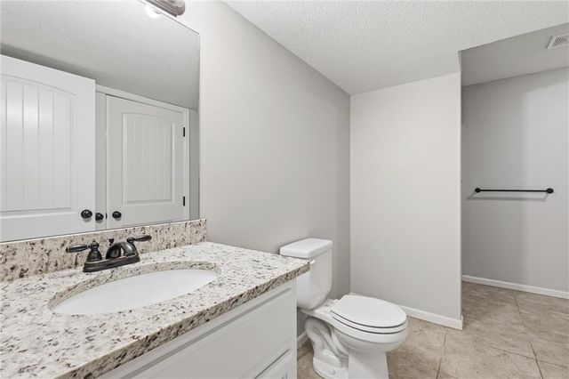 513 Bud Lane, Belton, MO 64012