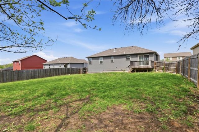 513 Bud Lane, Belton, MO 64012