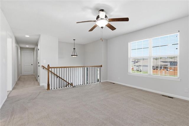 513 Bud Lane, Belton, MO 64012