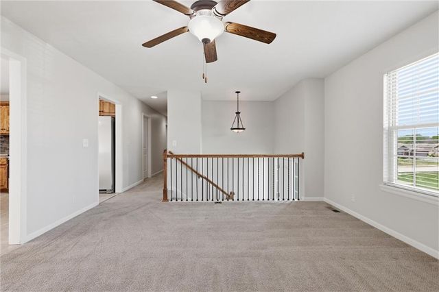 513 Bud Lane, Belton, MO 64012