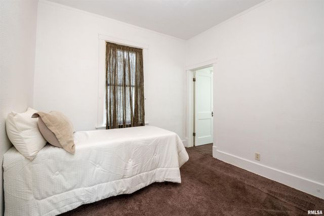 1101 E WILLCOX Avenue, Peoria, IL 61603