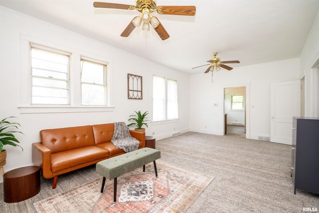 1101 E WILLCOX Avenue, Peoria, IL 61603