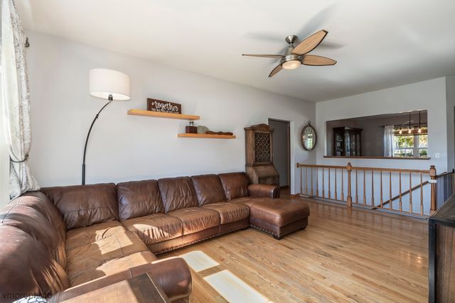 3709 Dorchester Place, Mchenry, IL 60050