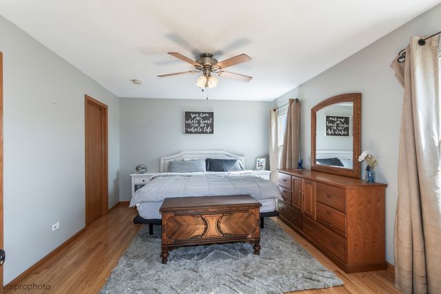 3709 Dorchester Place, Mchenry, IL 60050