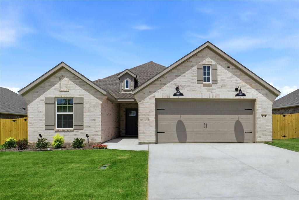 133 Joel Street, Springtown, TX 76082