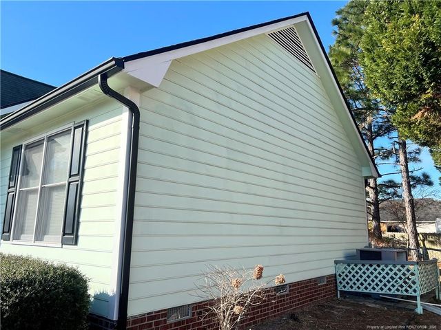 5305 Thackeray Drive, Fayetteville, NC 28306