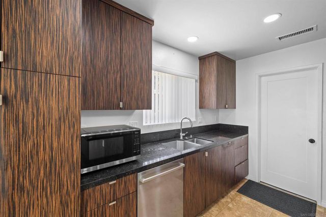 4809 Kelly Dr., Carlsbad, CA 92008