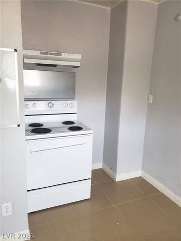 313 North 8th Street, Las Vegas, NV 89101