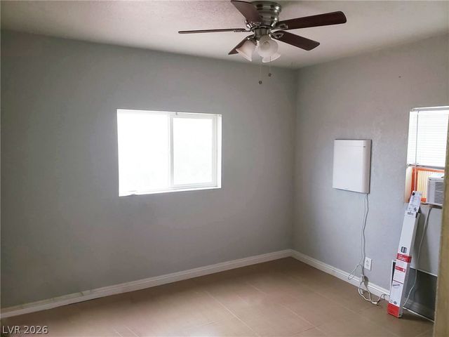 313 North 8th Street, Las Vegas, NV 89101