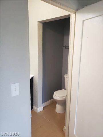 313 North 8th Street, Las Vegas, NV 89101