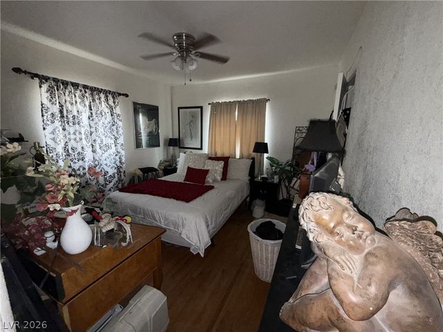 313 North 8th Street, Las Vegas, NV 89101