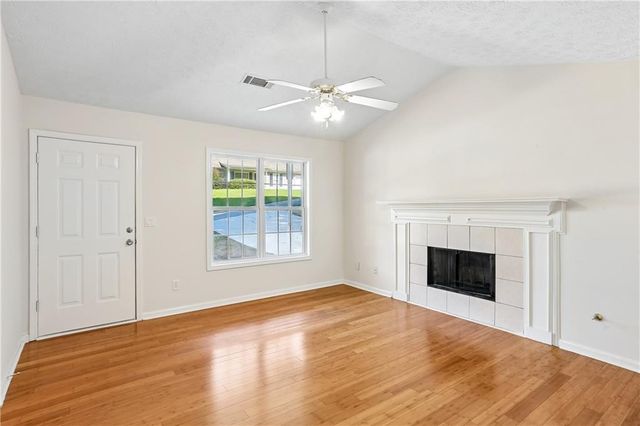 5511 Pond Mill Court, Flowery Branch, GA 30542