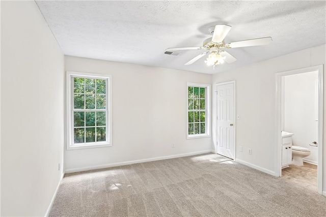 5511 Pond Mill Court, Flowery Branch, GA 30542