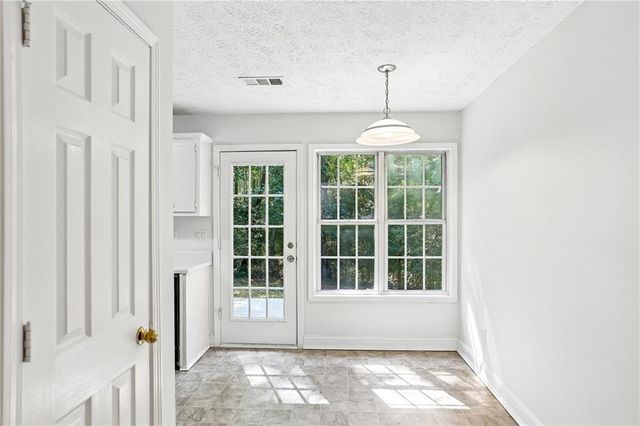 5511 Pond Mill Court, Flowery Branch, GA 30542