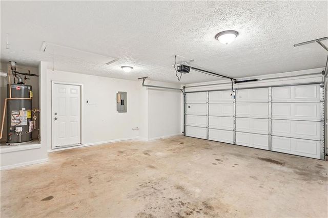 5511 Pond Mill Court, Flowery Branch, GA 30542