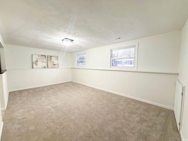 6124 Gotham Drive, South Bend, IN 46614