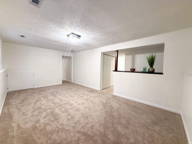 6124 Gotham Drive, South Bend, IN 46614