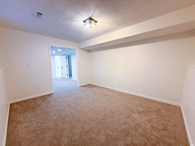 6124 Gotham Drive, South Bend, IN 46614