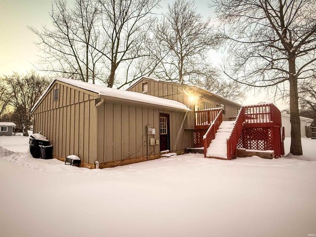 6124 Gotham Drive, South Bend, IN 46614