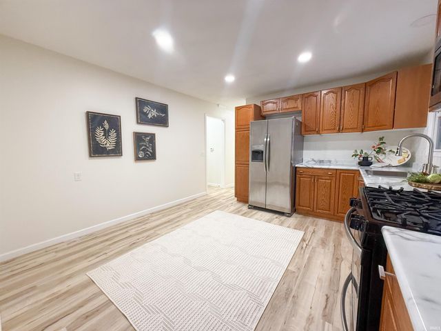 6124 Gotham Drive, South Bend, IN 46614