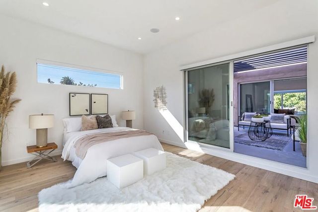8932 Dorrington Avenue, Los Angeles, CA 90048