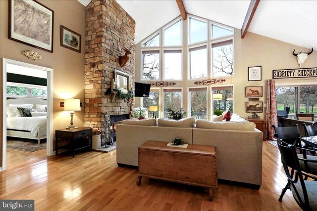 75 WAMPUM LN, Hedgesville, WV 25427