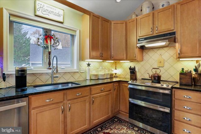 75 WAMPUM LN, Hedgesville, WV 25427