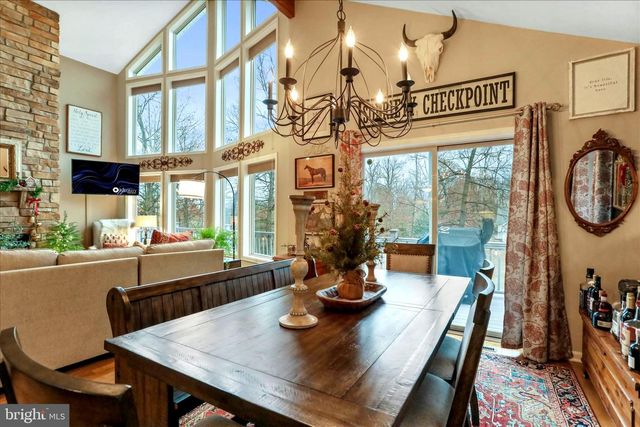 75 WAMPUM LN, Hedgesville, WV 25427