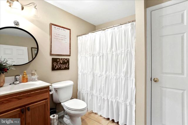 75 WAMPUM LN, Hedgesville, WV 25427