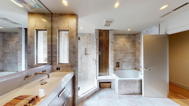 821 High St, Modesto, CA 95354