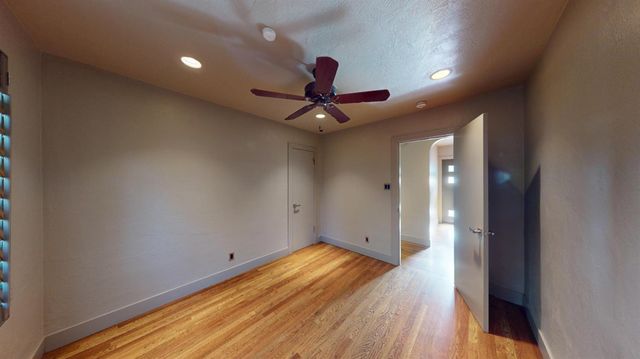 821 High St, Modesto, CA 95354