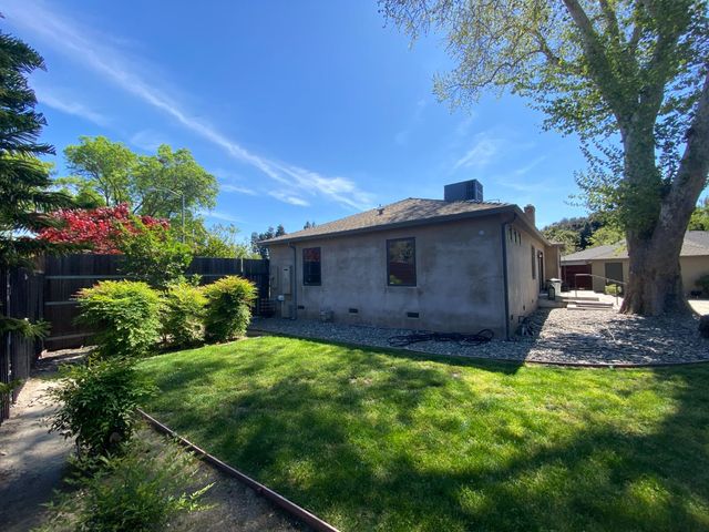 821 High St, Modesto, CA 95354