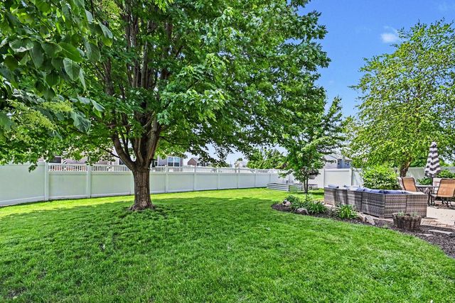 25409 Pastoral Drive, Plainfield, IL 60585