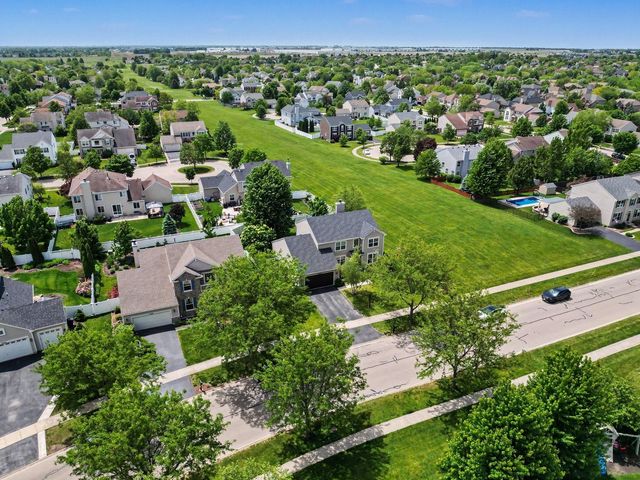 25409 Pastoral Drive, Plainfield, IL 60585