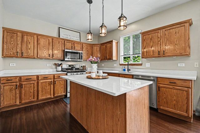 25409 Pastoral Drive, Plainfield, IL 60585