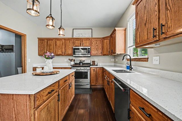 25409 Pastoral Drive, Plainfield, IL 60585