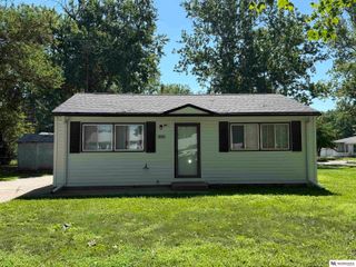 1400 N 59th Street, Lincoln, NE 68505