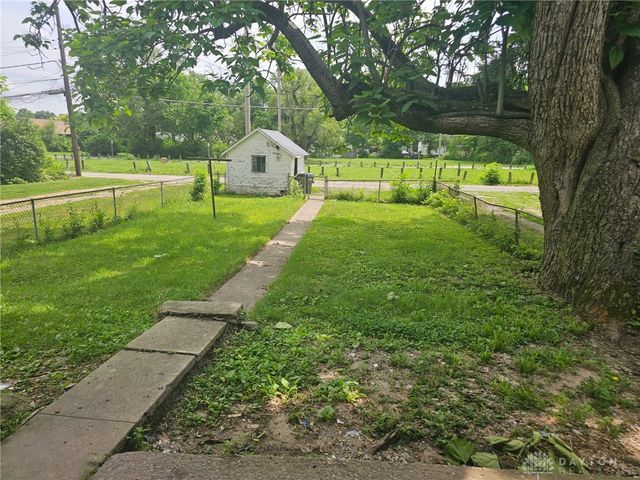 126 Brooklyn Avenue, Dayton, OH 45417