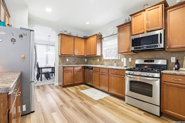 6307 Black Bear, San Antonio, TX 78253