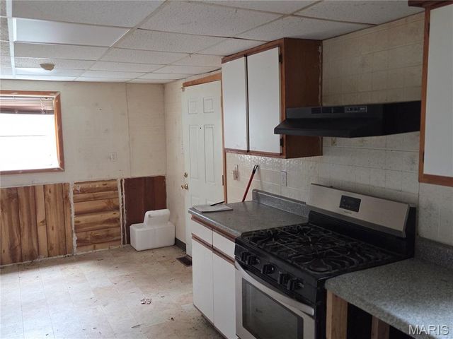 108 Portland Avenue, Belleville, IL 62220