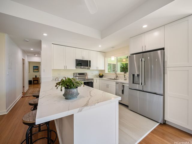 835 Ahuwale Street, Honolulu, HI 96821